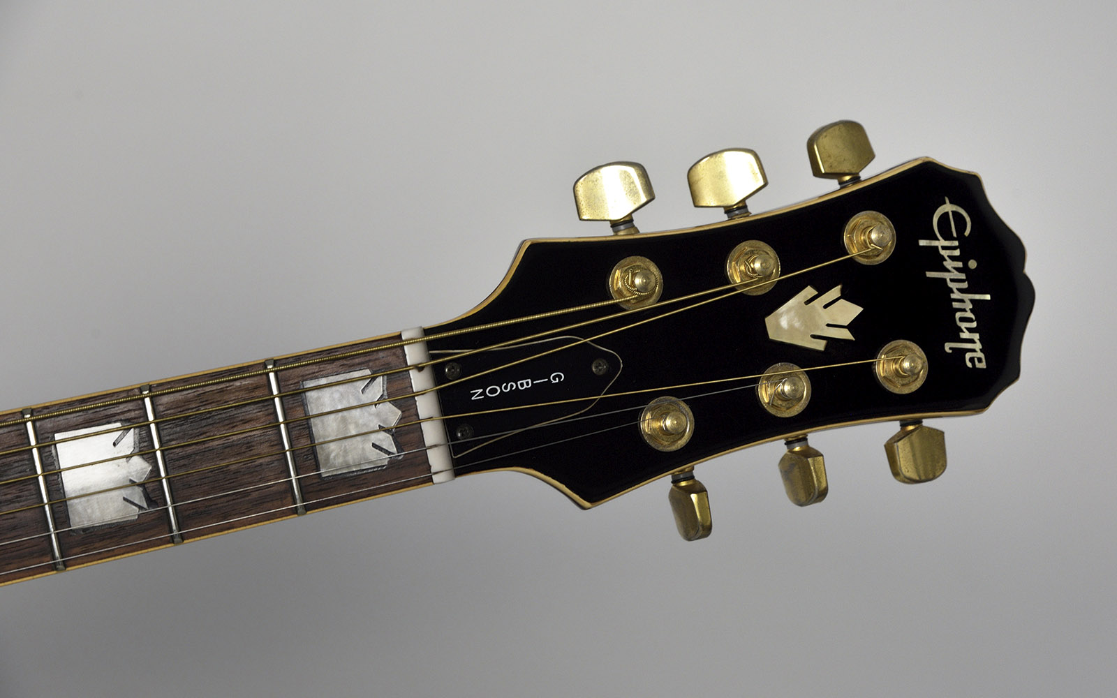 The humble Epiphone EJ-200: the acoustic sound of Oasis – The